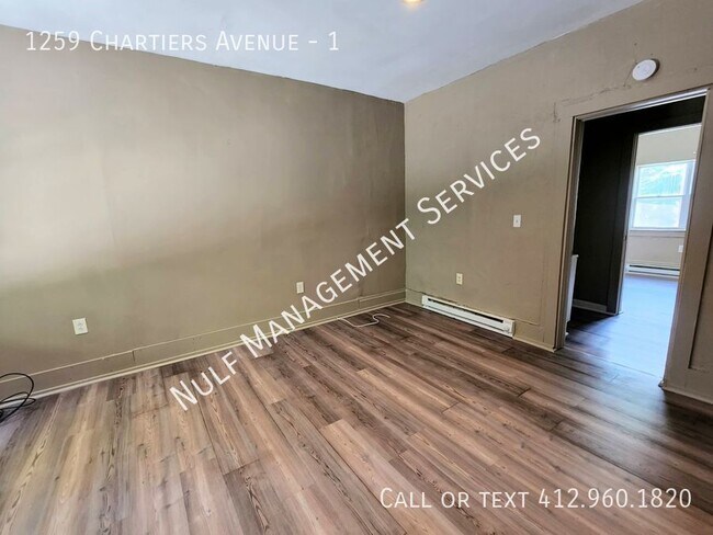 Building Photo - 1 Bed, 1 Bath Apartment in Crafton Heights