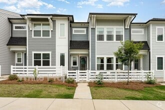 Building Photo - 514 Myrick Aly