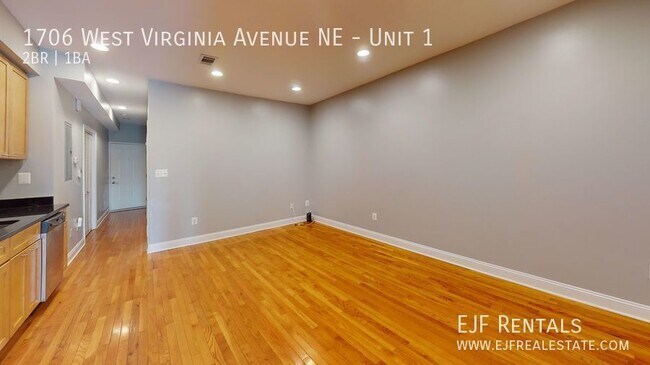 Foto del edificio - Gallaudet Updated Two Bedroom W/Private Pa...