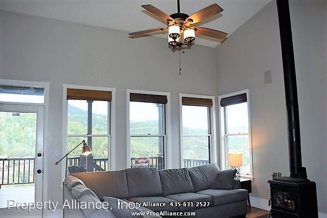 Building Photo - 7797 Tall Oaks Dr