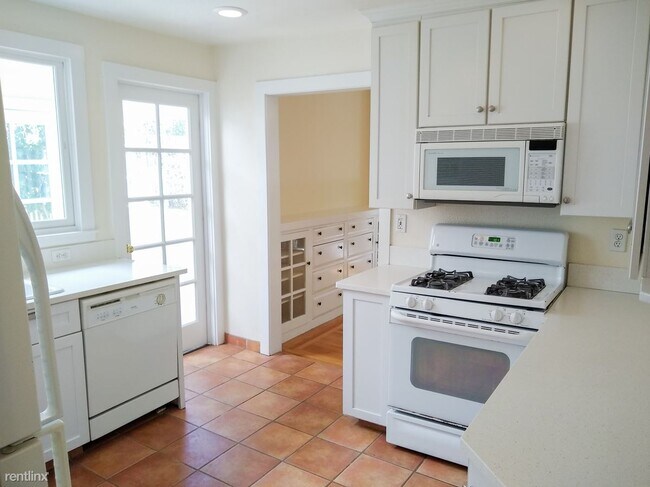 Building Photo - 4 br, 2 bath House - 154 Duncan Way