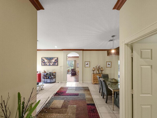 Foto del edificio - 5058 Glenville Dr