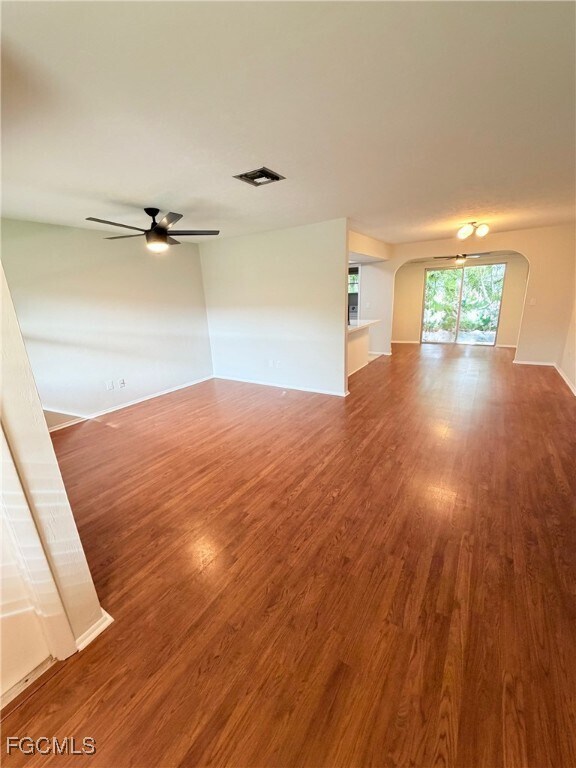 Foto del edificio - 1102 SE 8th Terrace