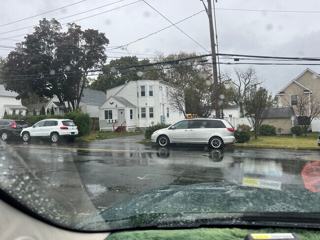 Foto del edificio - 72 Maple St