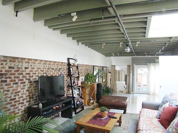 Building Photo - 29 Stanhope St