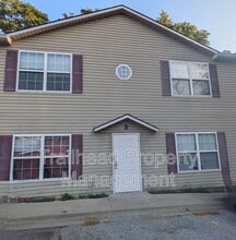 Building Photo - 215 S Hudson St