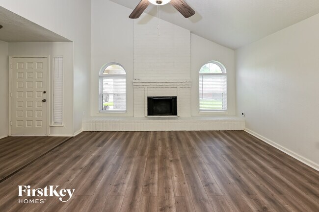 Building Photo - 7207 Foxwick Ln
