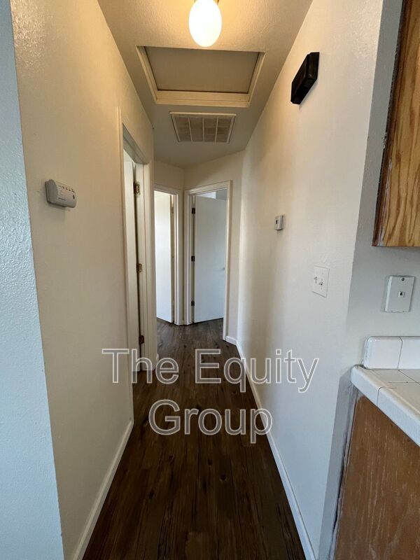 Foto del edificio - 482 W Morton Ave