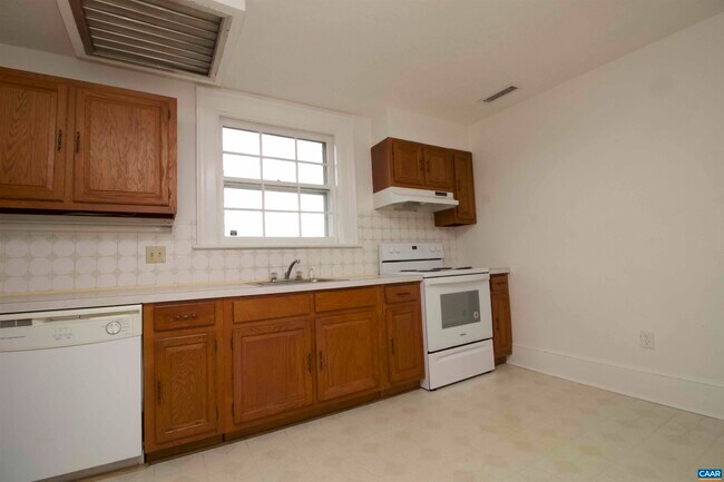 Foto del edificio - 325 Chestnut Ave