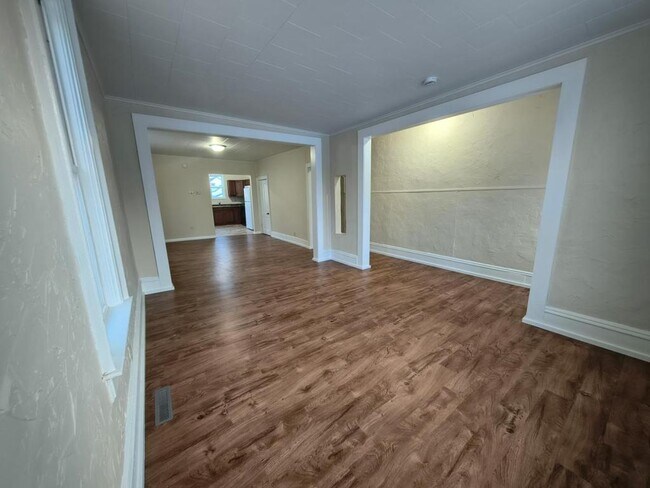 Foto del edificio - 1114 Cumming Ave