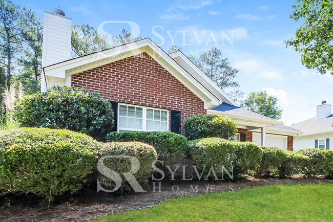 Foto del edificio - The living is easy in this 3 bedroom, 2 ba...