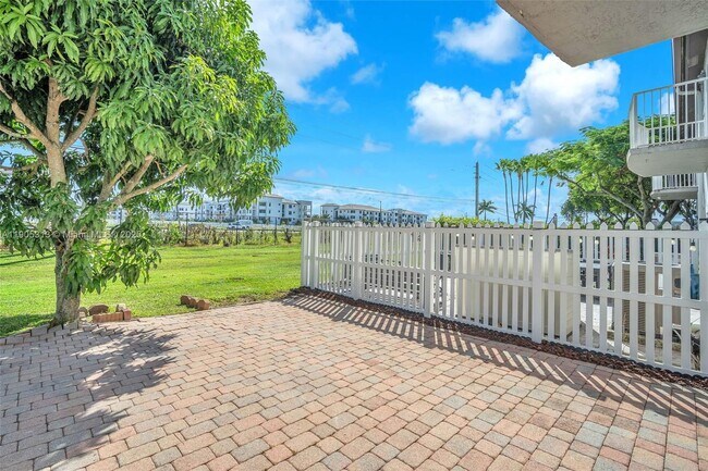 Foto del edificio - 2867 SW 125th Ave