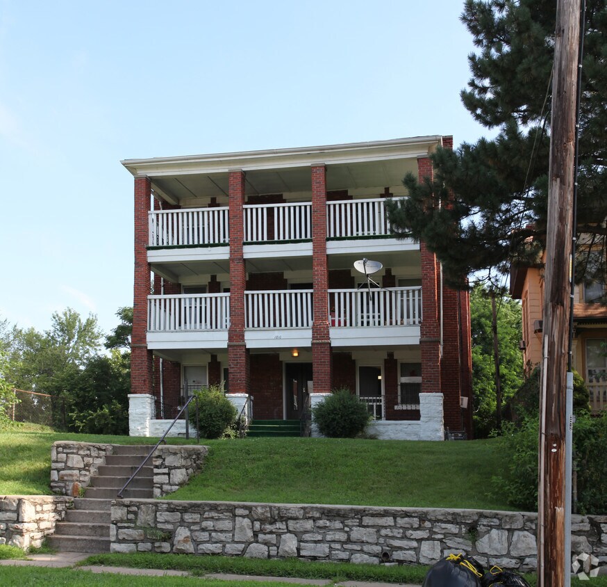 Foto del edificio - 1810 Brownell Ave