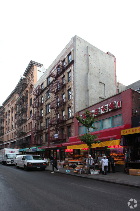 124 Mott Street - 124 Mott St