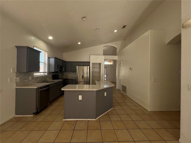 Foto del edificio - 617 Lake Biscayne Way