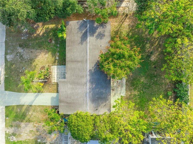 Foto del edificio - 2338 Juno Ave