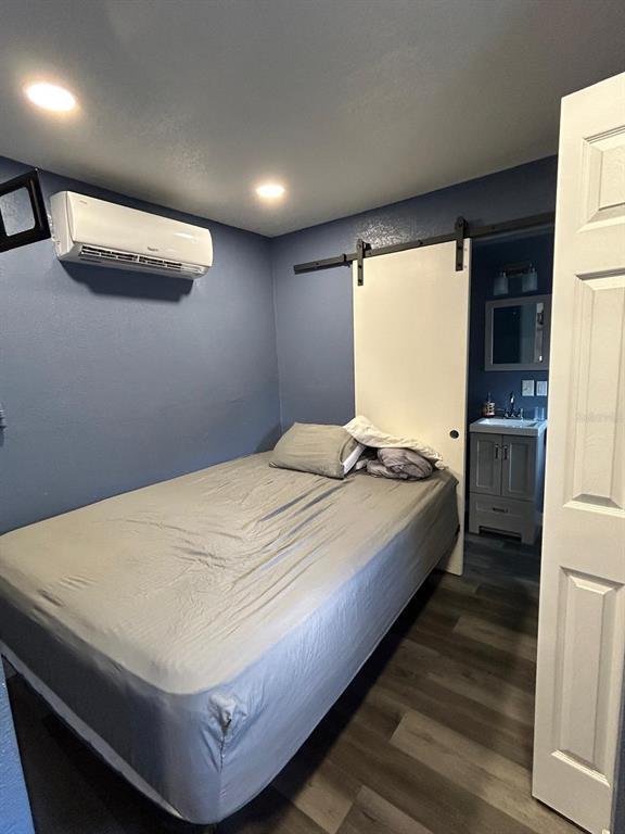 Foto del edificio - 1204 E Lambright St