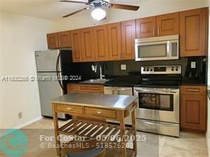 Foto del edificio - 1470 N Dixie Hwy