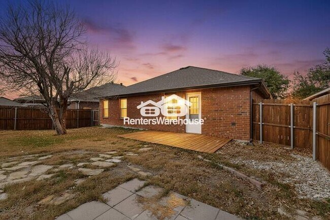 Building Photo - Fully Renovated Gem in Frisco Ready To Be your New Home