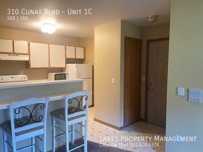 Building Photo - 310 Cunat Blvd