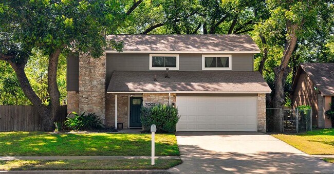Foto del edificio - 7002 Crystalbrook Dr