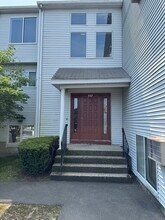 Building Photo - 117 Hamden Ave