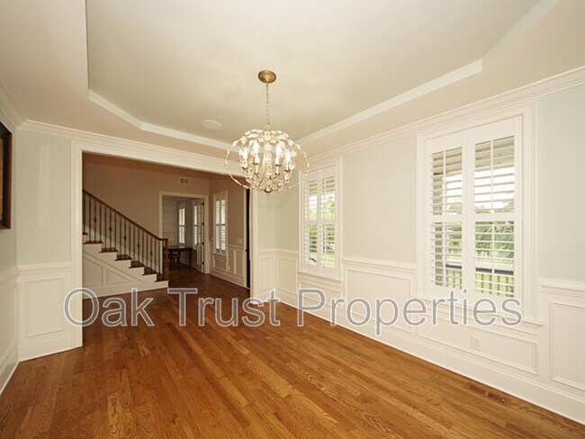 Building Photo - 125 Brogun Ln