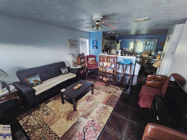 Foto del edificio - 12807 Ambrose St