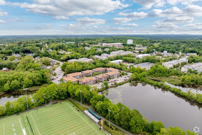 Pond View - Pondsview Apartments