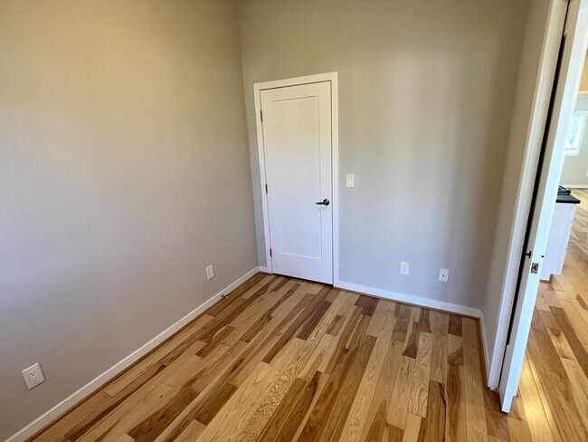 Foto del edificio - 1247 Penn St NE