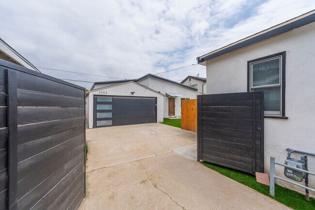 Foto del edificio - Warm & Inviting Hawthorne Home!