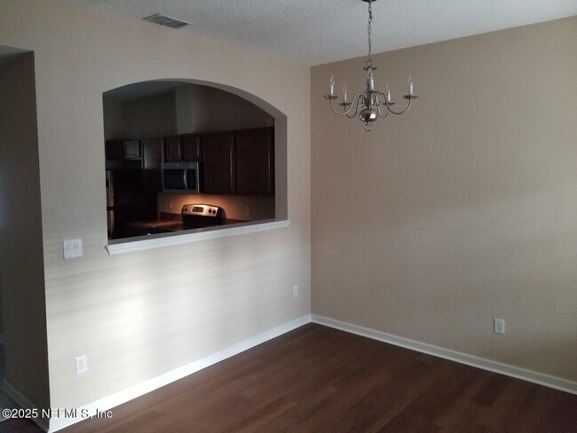 Foto del edificio - 4220 Plantation Oaks Blvd