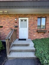 Building Photo - 11 King Arthur Dr