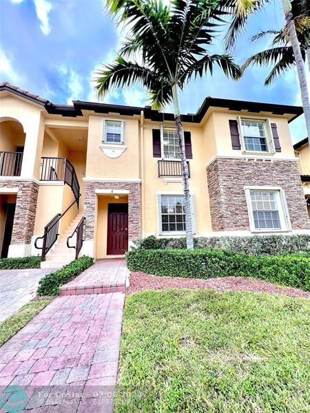 Foto principal - 9217 SW 227th St