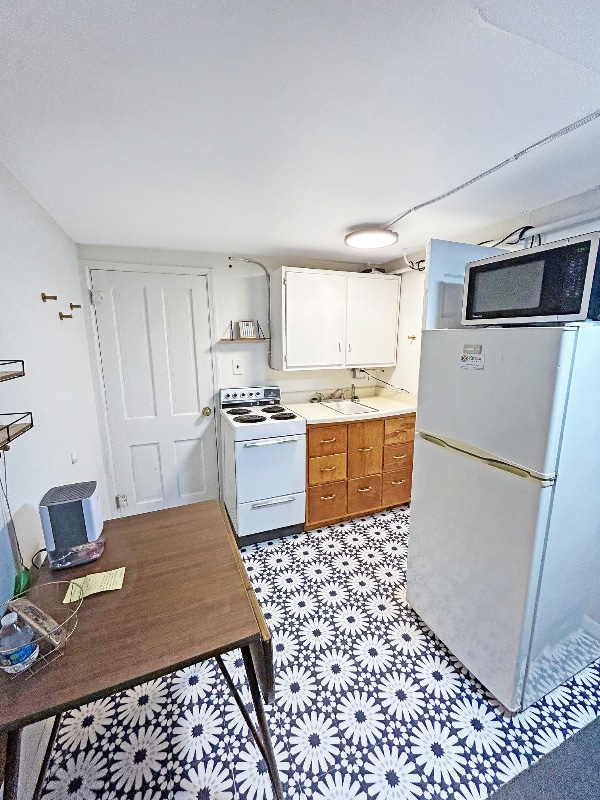 Foto principal - 208 2nd St S