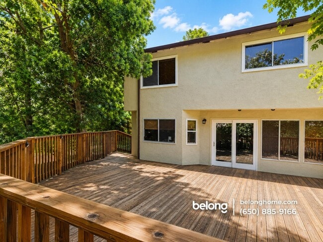 Building Photo - 458 Deborah Ln