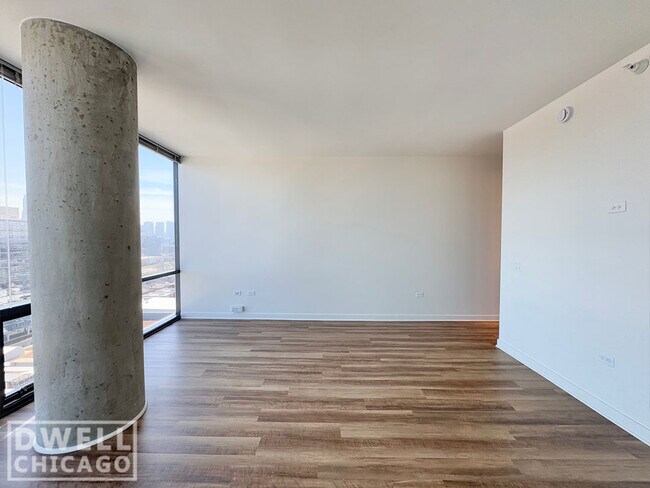 Foto del edificio - 1539 N Fremont St