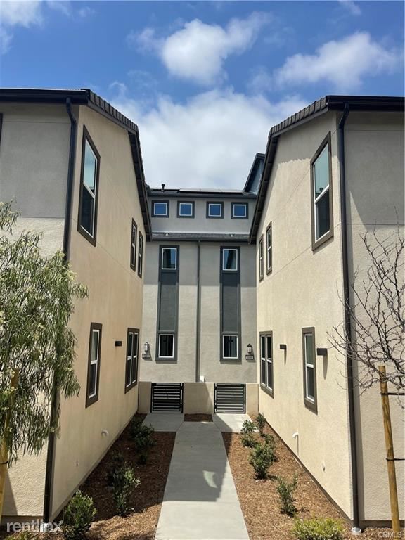 Primary Photo - 3 br, 4 bath Townhome - 144 Sash