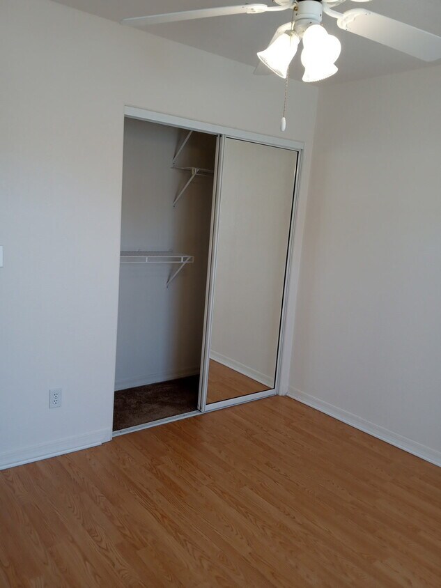 Building Photo - 3555 Thunderhawk Dr