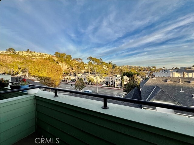 Foto del edificio - 312 Broadway St