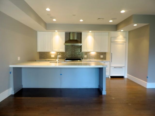 Foto del edificio - 621 E 1st St