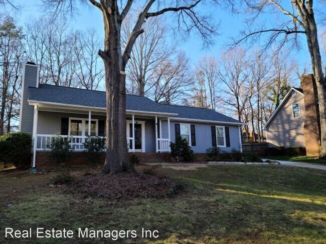 Foto del edificio - 3 br, 2 bath House - 6613 Farrington Ln