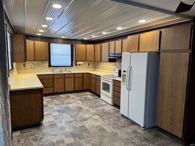 Foto del edificio - 2418 E 550 N