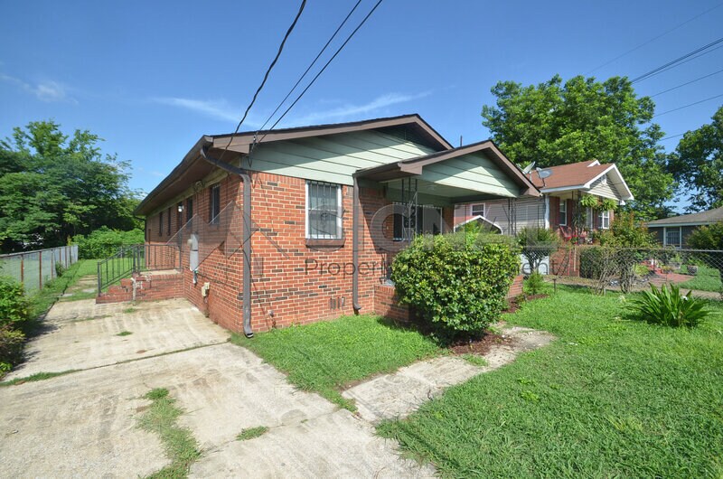 Primary Photo - 3468 33rd St N