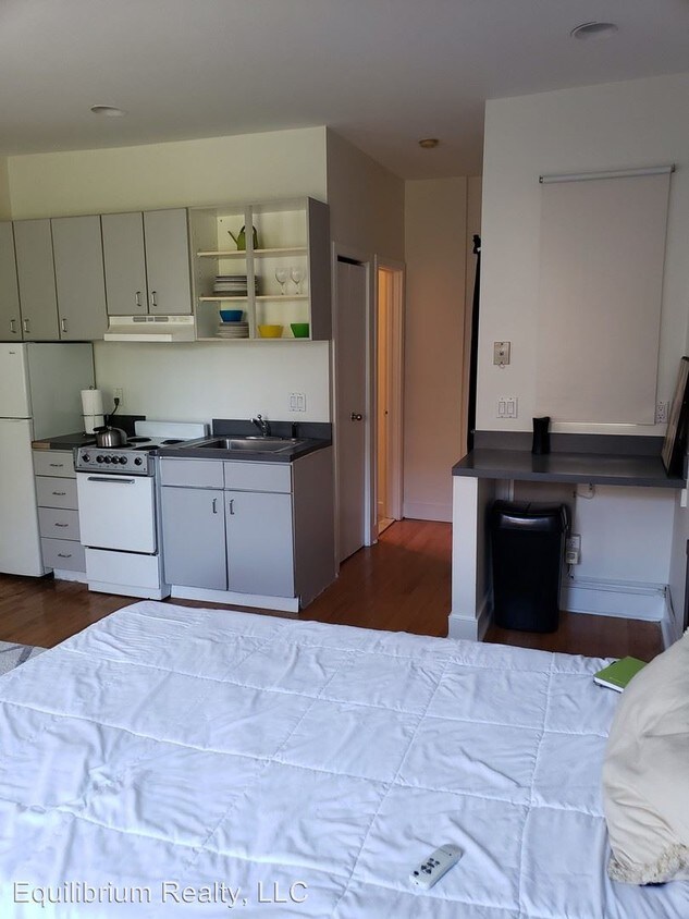 Primary Photo - 459 M St NW