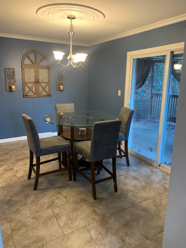 Foto del edificio - 4584 E Willock Rd