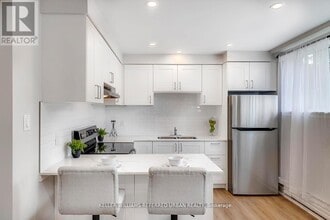 Building Photo - 90 Portland St