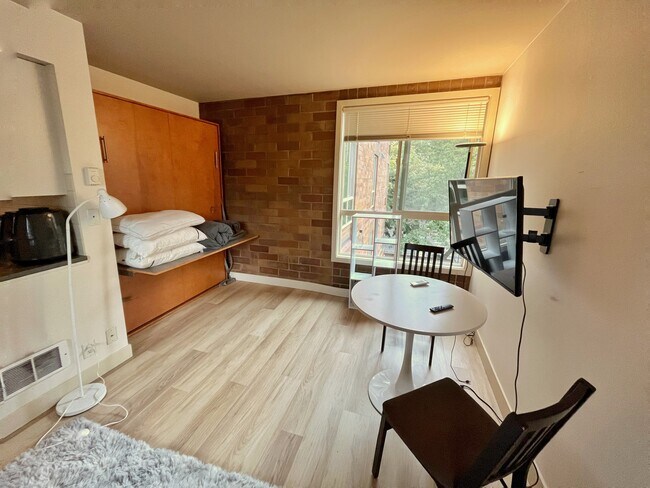 Foto del edificio - 905 Cherry St
