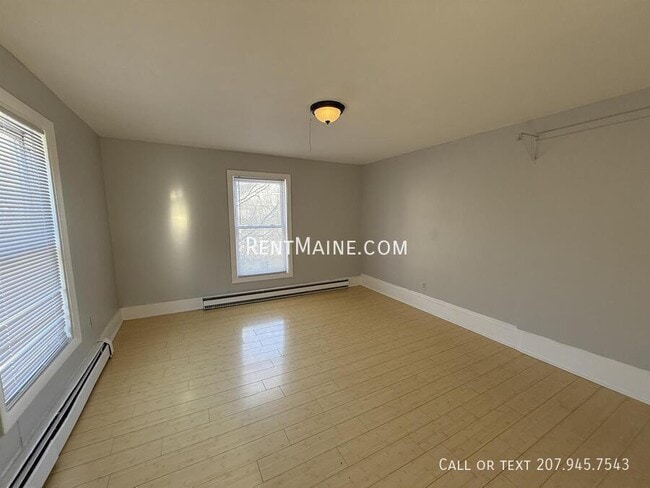 Building Photo - 24 Birch St