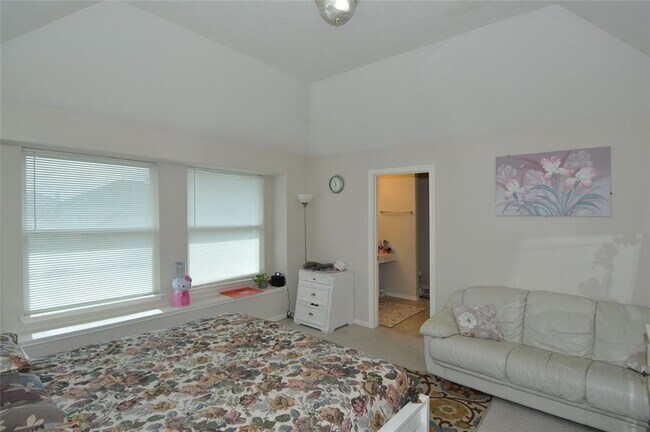 Foto del edificio - 2406 Padgett Ct